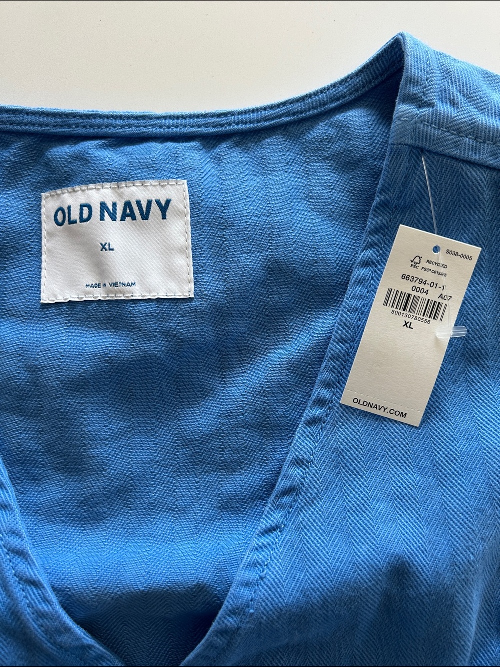 Old Navy Vest - Picture 3 of 4